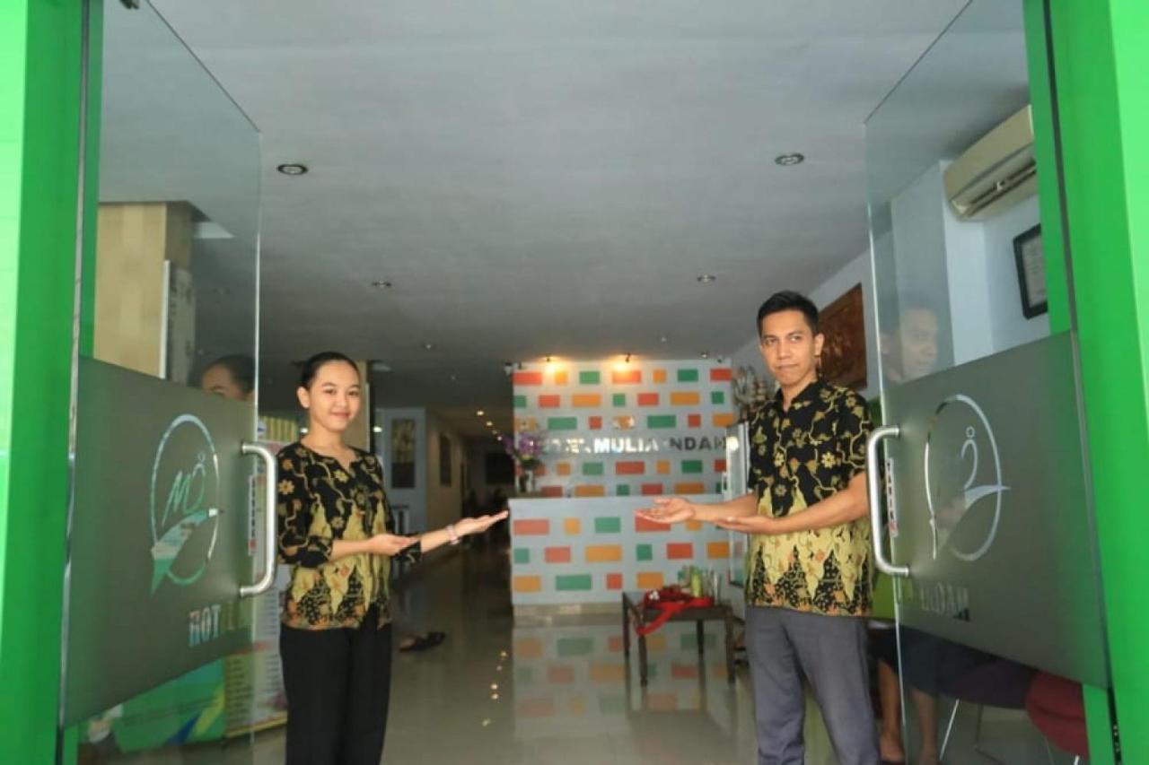 Urbanview Hotel Mulia Indah Palopo Kültér fotó